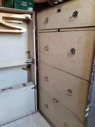 BAUL GUARDARROPA DE VIAJE DE LOS AÑOS 1920