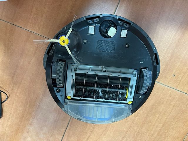Aspiradora  robot rumba en buen estado