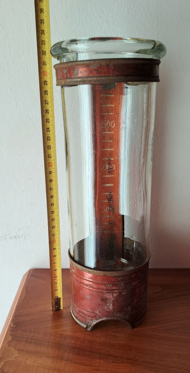 Antiguo enteroclisma de vidrio soplado