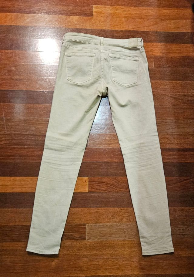 Pantalón beige