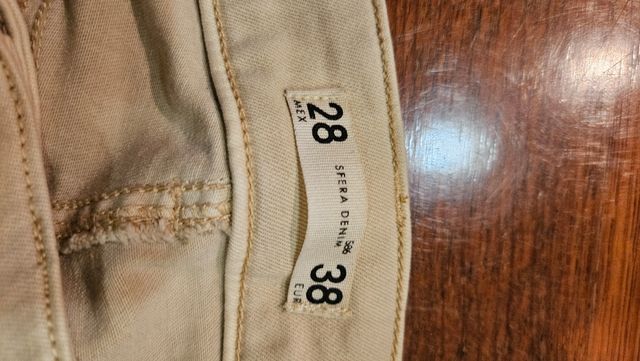Pantalón beige