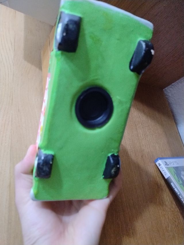 Hucha con forma de autobús