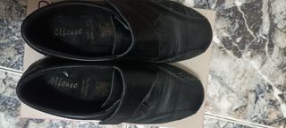 Zapatos negros de Alonso