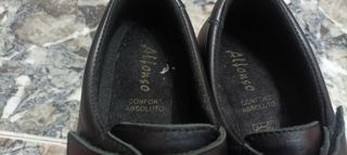 Zapatos negros de Alonso