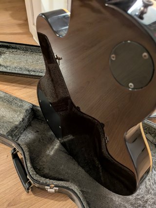 Guitarra De Armond M75T
