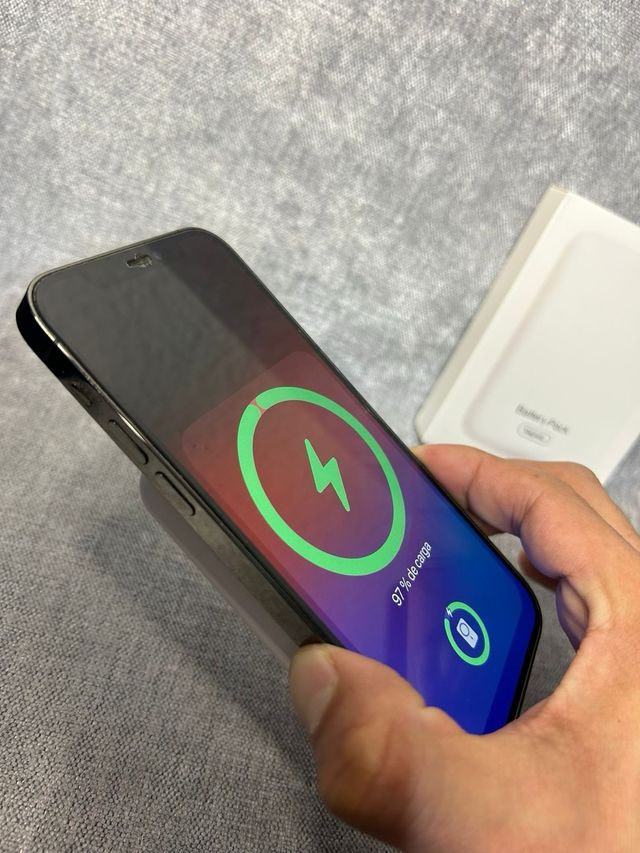 caricatore magnetico 6000mah