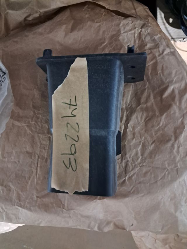 Soporte paragolpes Peugeot 3008