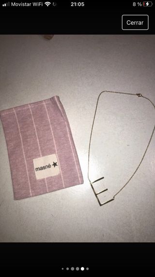 Gargantilla con inicial de la letra E