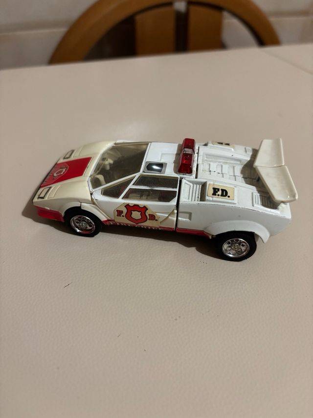 Takara 1980/1982 Transformer Red Alert Fire Chief