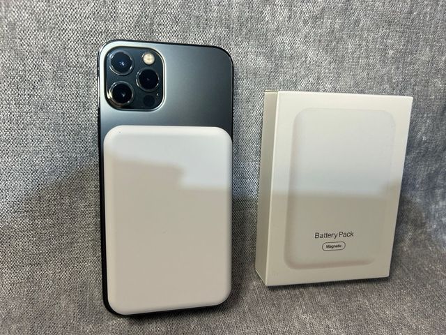 caricatore magnetico 6000mah