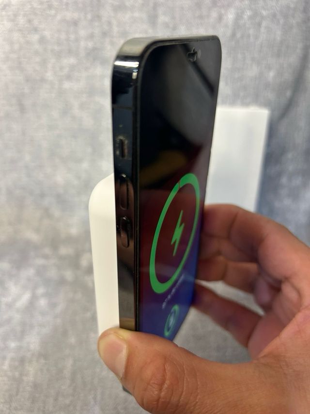 caricatore magnetico 6000mah