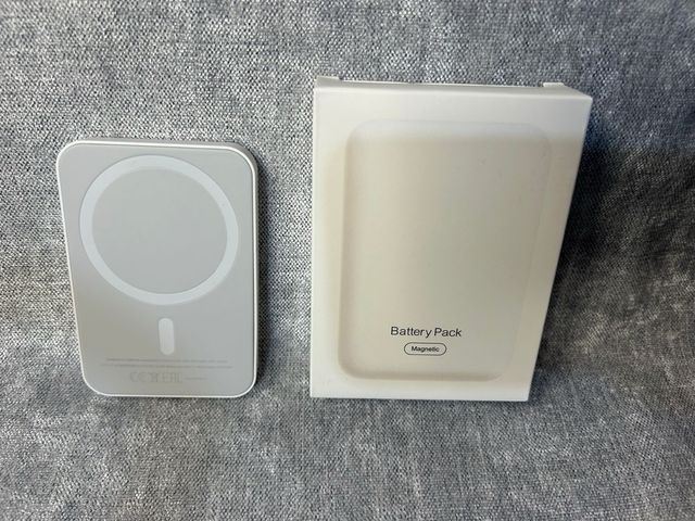 caricatore magnetico 6000mah