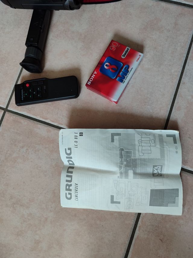 Camera Grunding LC D 80