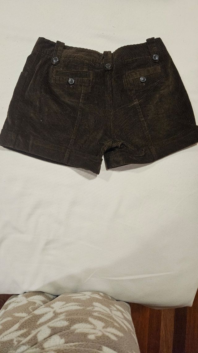 Pantalón corto de pana