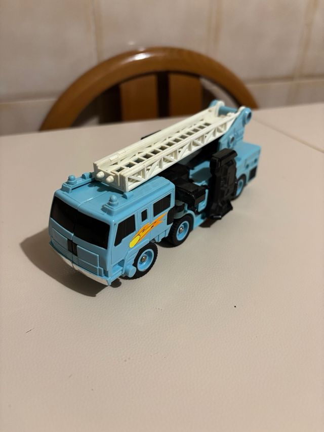 1985 Hasbro Transformer Protectobot Leader Hot Spo