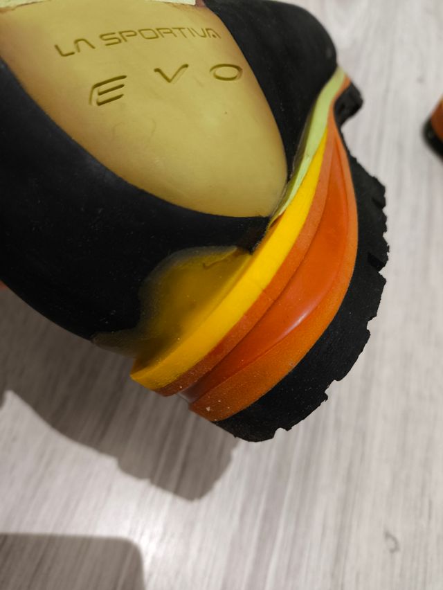 Botas La Sportiva Evo 39.5 alpinismo