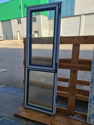 Puerta PVC VEKA 218*72 blanco-antratcita