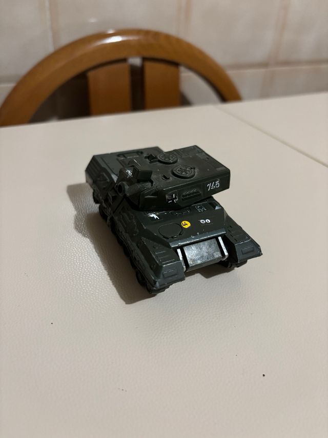 Vintage Gobots Destroyer