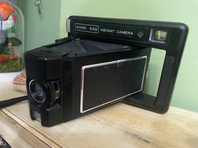 CÁMARA KODAK EK8 INSTANT