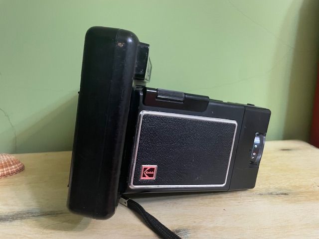 CÁMARA KODAK EK8 INSTANT