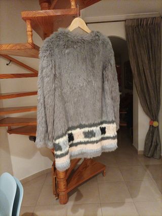 Abrigo mujer piel con cenefa colo