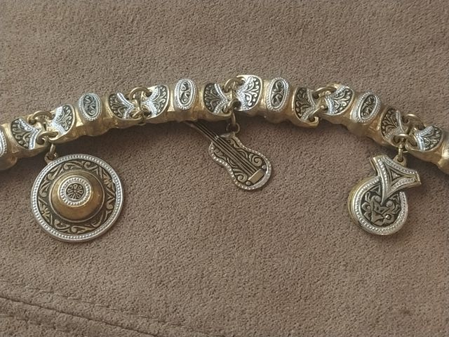 Pulsera antigua damasquinada