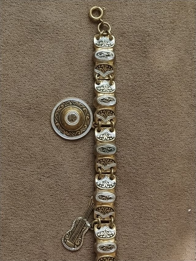 Pulsera antigua damasquinada