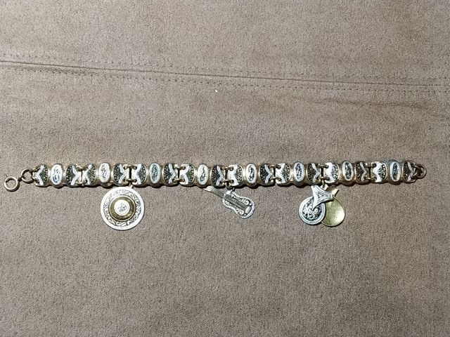 Pulsera antigua damasquinada