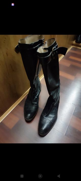 Botas altas negras piel talla 39