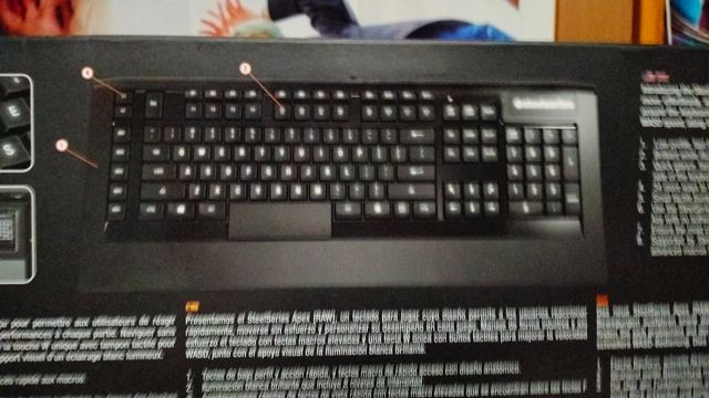 Tastiera steelseries Apex