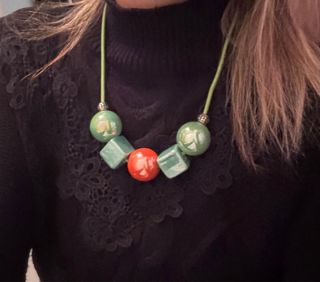 Collar y pulsera verde