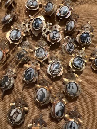 Insignias religiosas años 50