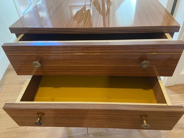 Mesilla de noche vintage midcentury