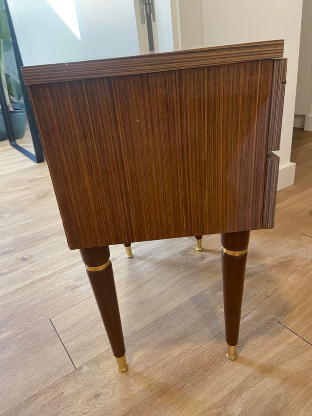 Mesilla de noche vintage midcentury