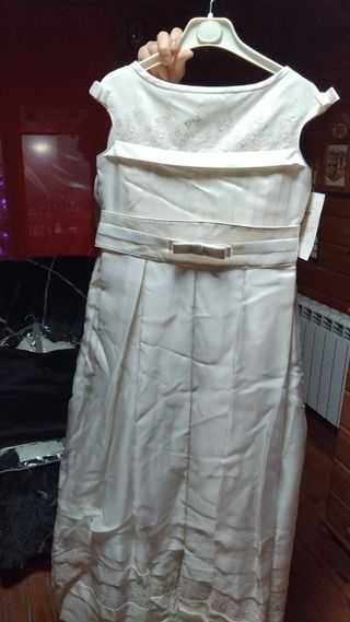 Lote de trajes comunión niño y niñas .