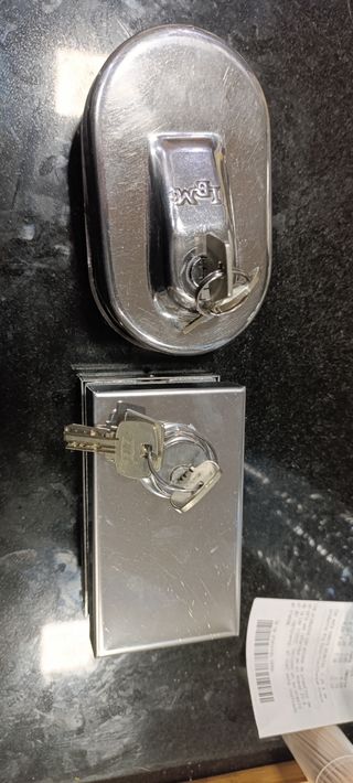 Seraduras para puertas de cristal