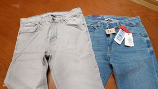 Pantalón vaquero.