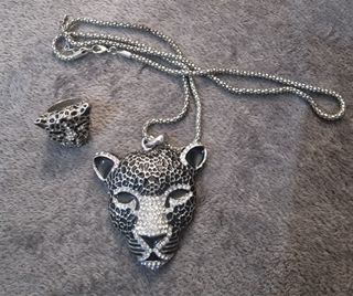 Conjunto colla y anillo T.17 de pantera 