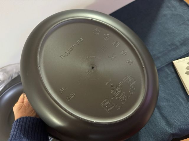 Ultra pro Tupperware