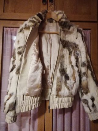 Cazadora de pelo de conejo. Mango