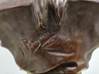 FIGURA DE BRONCE "DAMA VIEJO PARÍS" (PABLO RIGUAL)