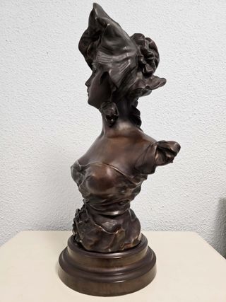FIGURA DE BRONCE "DAMA VIEJO PARÍS" (PABLO RIGUAL)