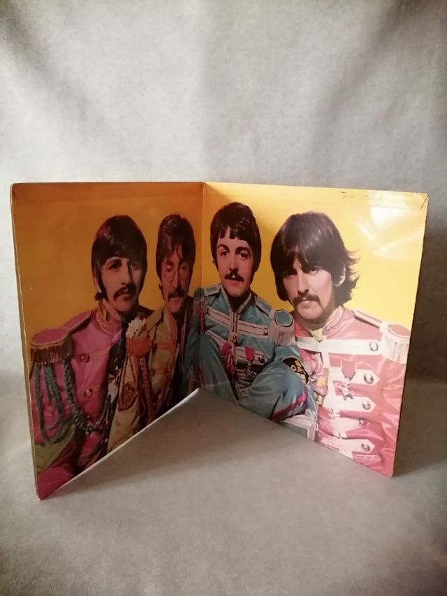 LP 1967 Sgt. Peppers Lonely Hearts Club Band