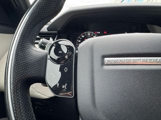 LAND_ROVER Range Rover Velar 3.0D D300 R-Dynamic SE 4WD Auto