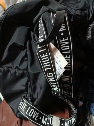 Mochila Mustang mujer y adolescente negra