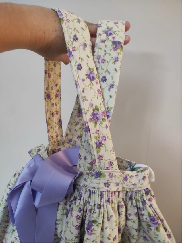 Alquilo traje fallera niña