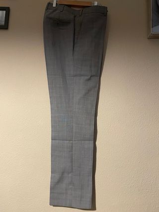 Traje de cuadros gris talla 46