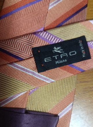 Corbata marca ETRO Milano,100% seda