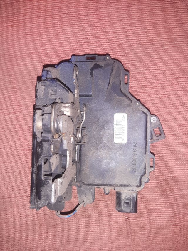 Cerradura trasera derecha seat leon/tole