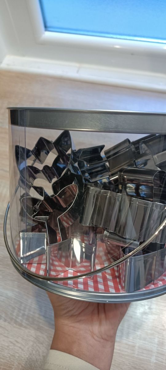 12 moldes cortapastas nuevos